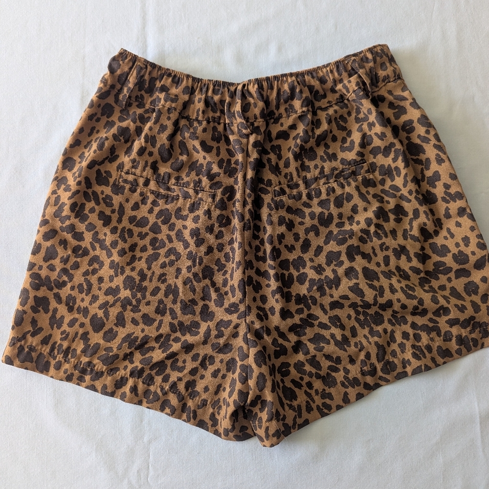 A New Day Leopard Print Shorts - Picture 2 of 7